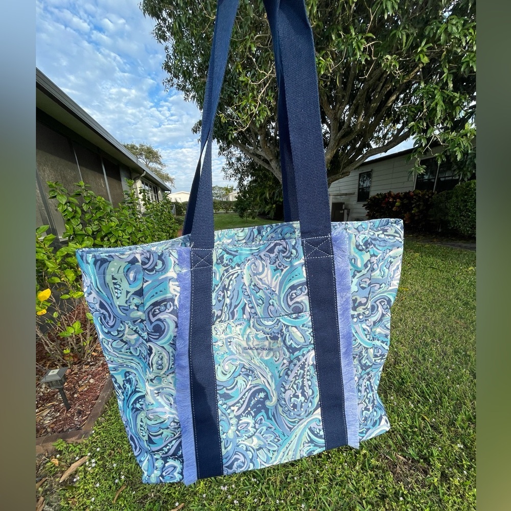 ISAAC MIZRAHI LIVE Bridgehampton Tote In Blue Paisley - Picture 7 of 12